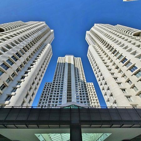 Alfred Sky Smart Apartment 29Th Spa Included Скопие Екстериор снимка