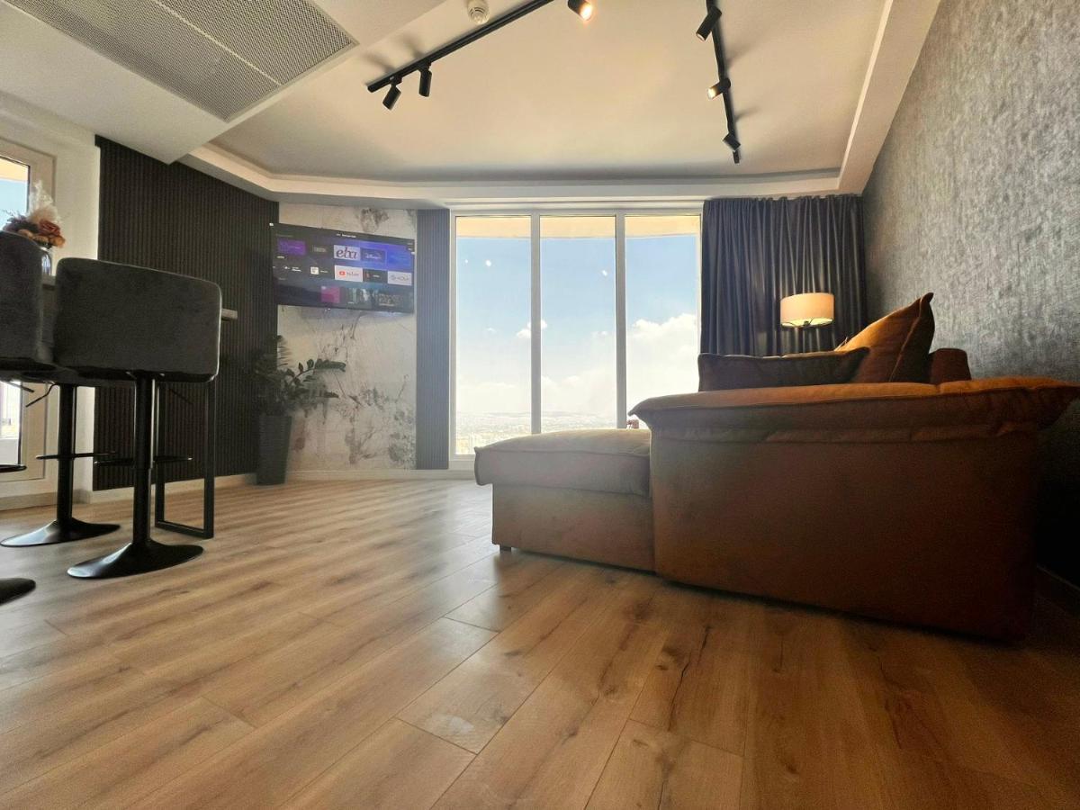 Alfred Sky Smart Apartment 29Th Spa Included Скопие Екстериор снимка