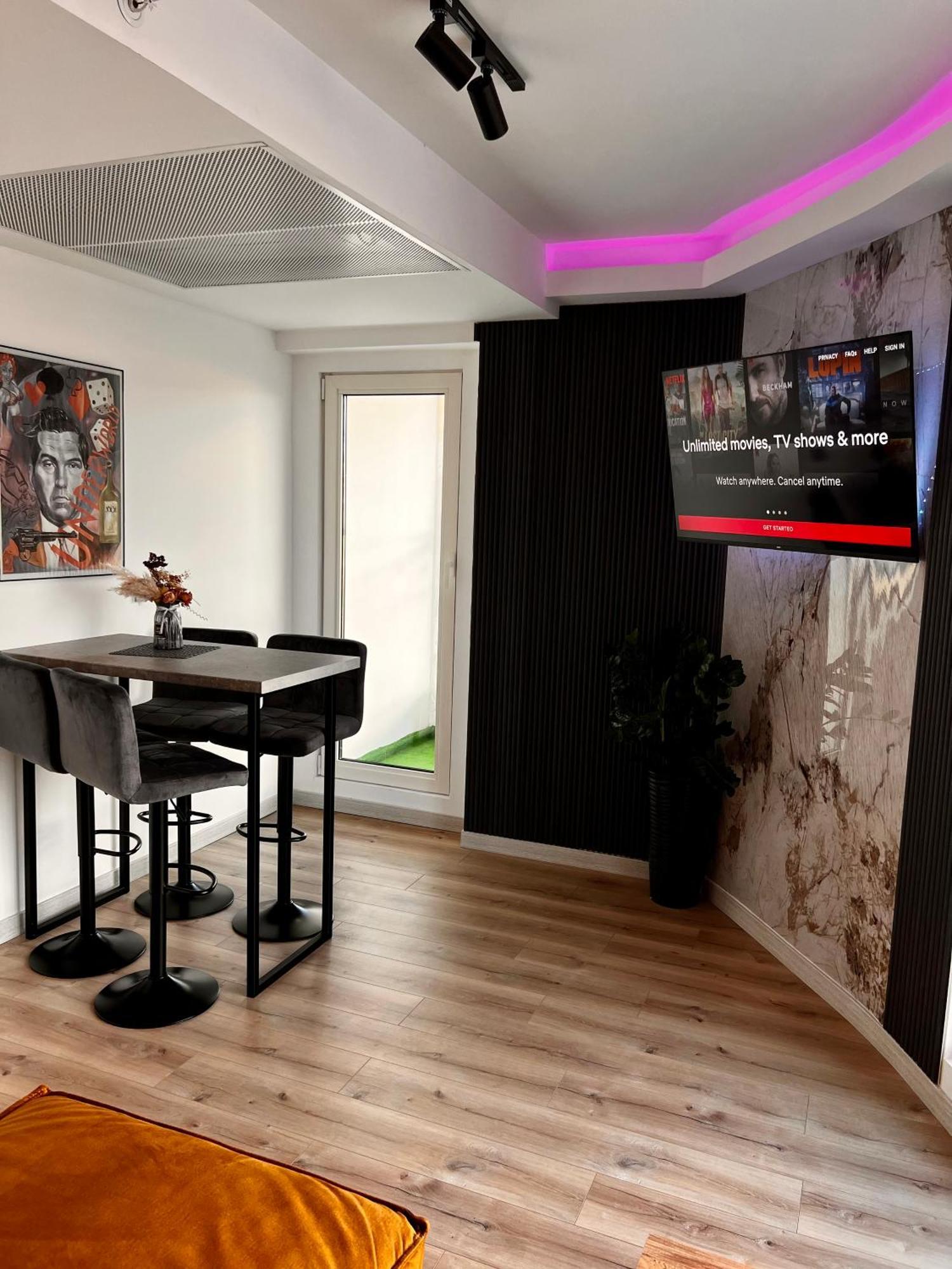Alfred Sky Smart Apartment 29Th Spa Included Скопие Екстериор снимка